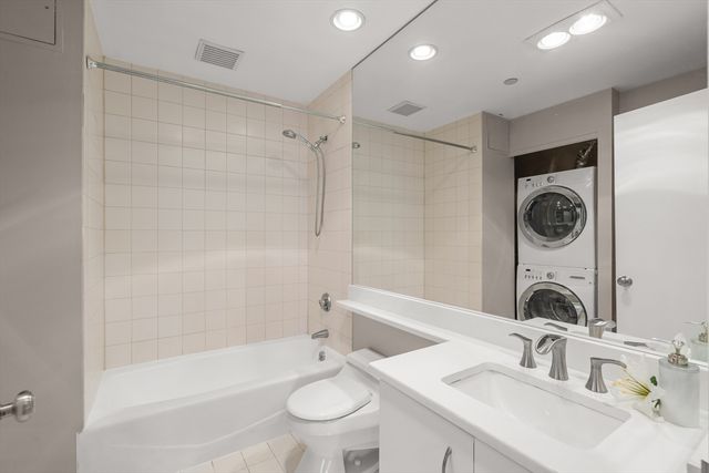 10 Rogers St PH19, Cambridge, MA 02142