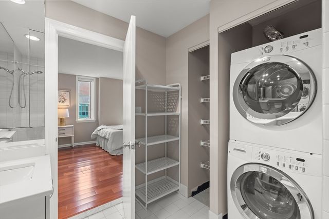 10 Rogers St PH19, Cambridge, MA 02142