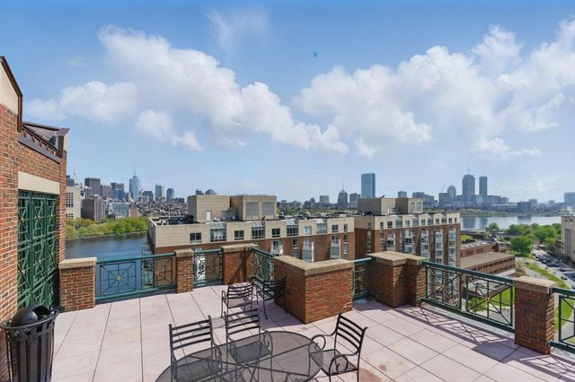 10 Rogers St PH19, Cambridge, MA 02142