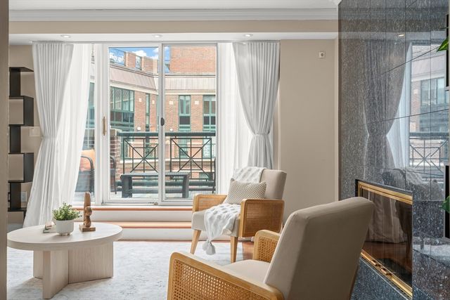 10 Rogers St PH19, Cambridge, MA 02142