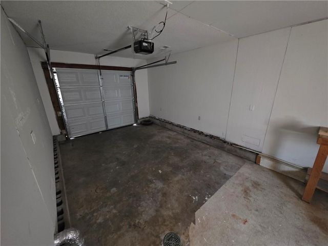 211 S Franklin Street, Raymore, MO 64083