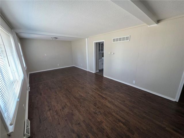 211 S Franklin Street, Raymore, MO 64083