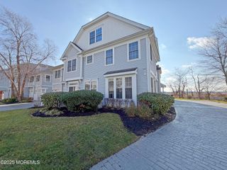 31 Skimmer Lane, Port Monmouth, NJ 07758