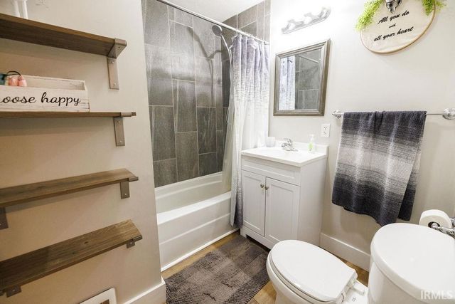 4826 N Love Lane, Bloomington, IN 47404