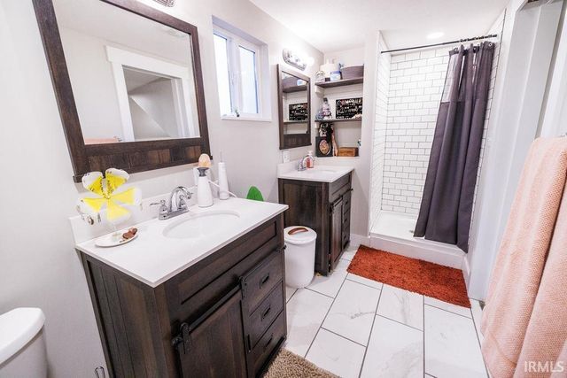 4826 N Love Lane, Bloomington, IN 47404