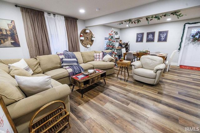 4826 N Love Lane, Bloomington, IN 47404