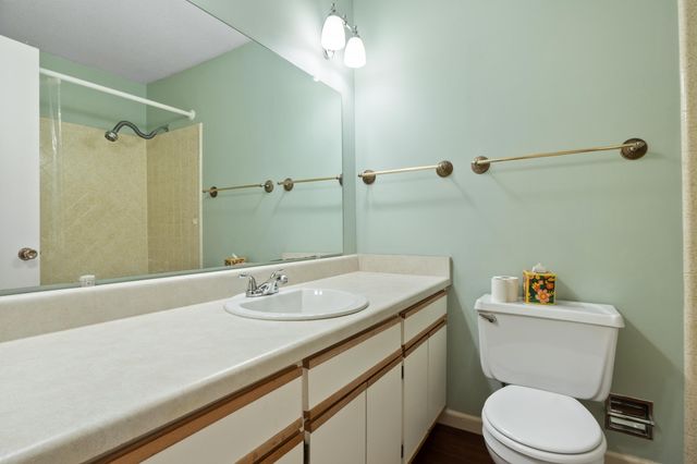 909 Chestnut Wood Lane, Chattanooga, TN 37421