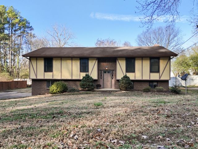 909 Chestnut Wood Lane, Chattanooga, TN 37421