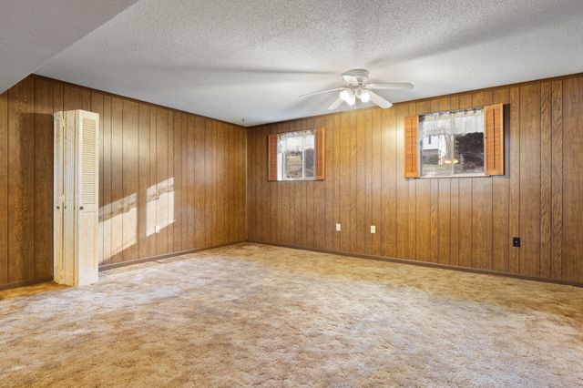 909 Chestnut Wood Lane, Chattanooga, TN 37421