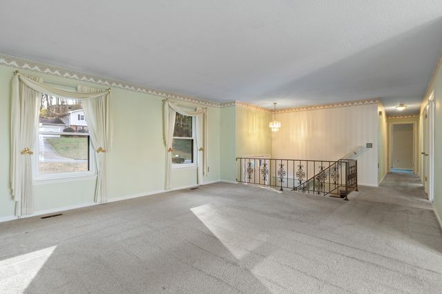 909 Chestnut Wood Lane, Chattanooga, TN 37421