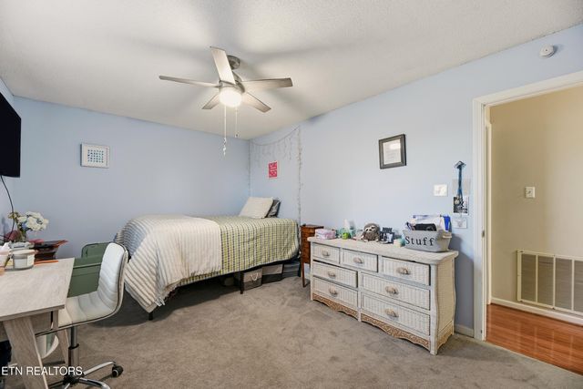 1429 Crestwood Drive, Louisville, TN 37777