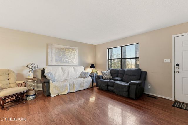 1429 Crestwood Drive, Louisville, TN 37777