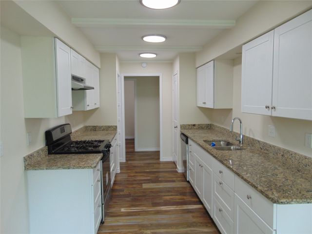 2714 Country Club Parkway, Garland, TX 75043