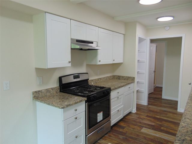 2714 Country Club Parkway, Garland, TX 75043