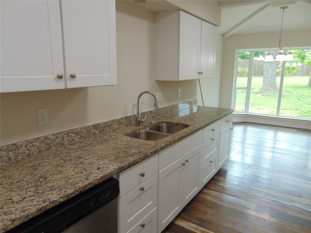 2714 Country Club Parkway, Garland, TX 75043
