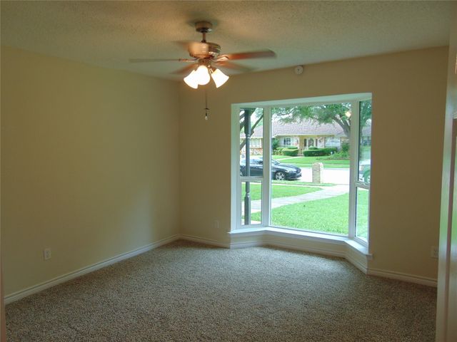 2714 Country Club Parkway, Garland, TX 75043