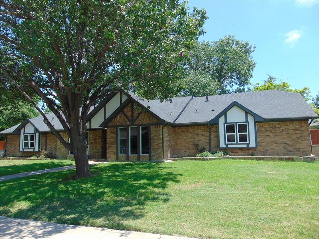 2714 Country Club Parkway, Garland, TX 75043