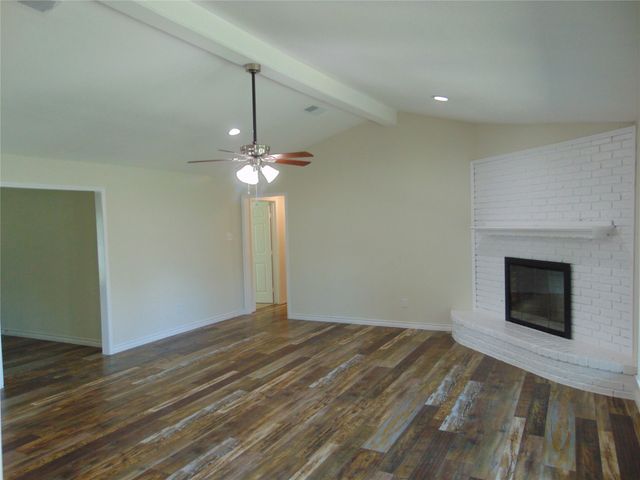 2714 Country Club Parkway, Garland, TX 75043