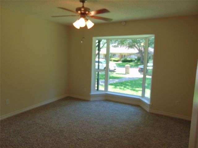 2714 Country Club Parkway, Garland, TX 75043