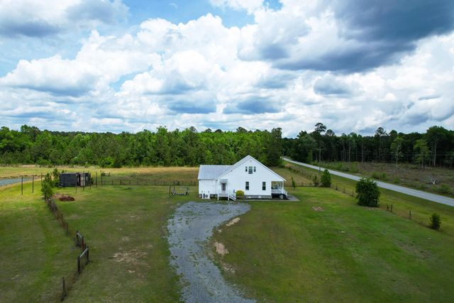 3034 French Santee Road, Jamestown, SC 29453