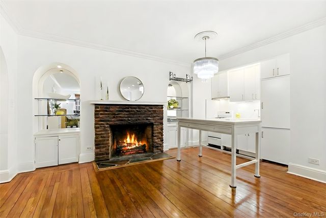 270 Bronxville Road B22, Bronxville, NY 10708