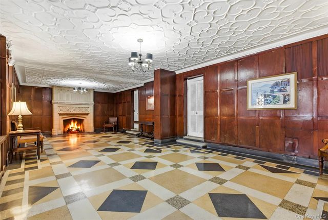 270 Bronxville Road B22, Bronxville, NY 10708