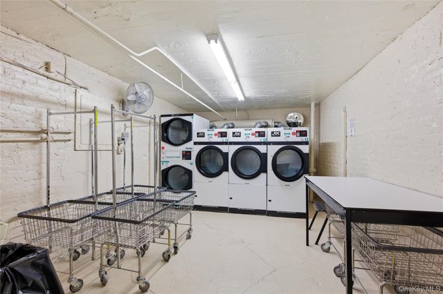 270 Bronxville Road B22, Bronxville, NY 10708