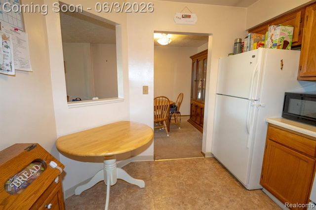 61200 Greenwood Drive, South Lyon, MI 48178