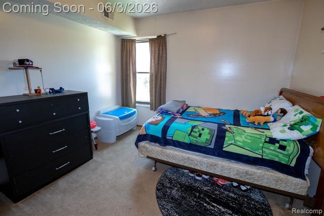 61200 Greenwood Drive, South Lyon, MI 48178