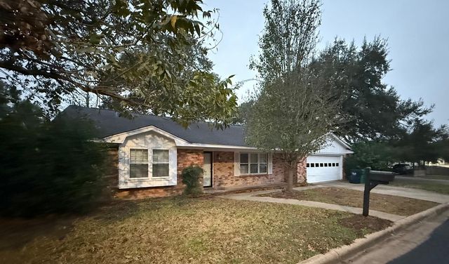 400 Giddings Lane, Brenham, TX 77833