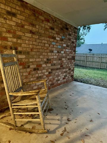 400 Giddings Lane, Brenham, TX 77833