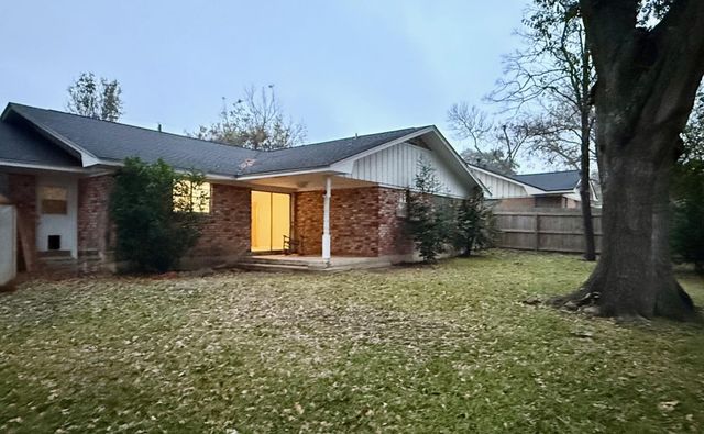 400 Giddings Lane, Brenham, TX 77833