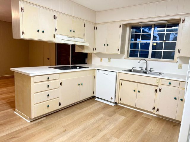 400 Giddings Lane, Brenham, TX 77833