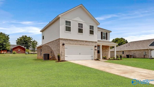 130 Aurora Circle, Fayetteville, TN 37334