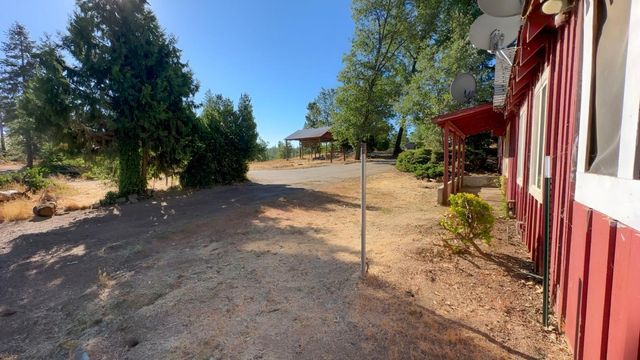 9751 Ernst Road, Coulterville, CA 95311