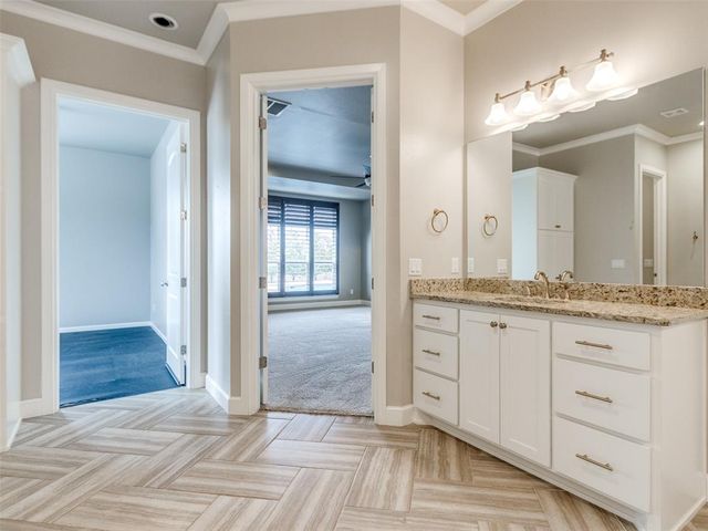 4226 Moorgate Court, Norman, OK 73072