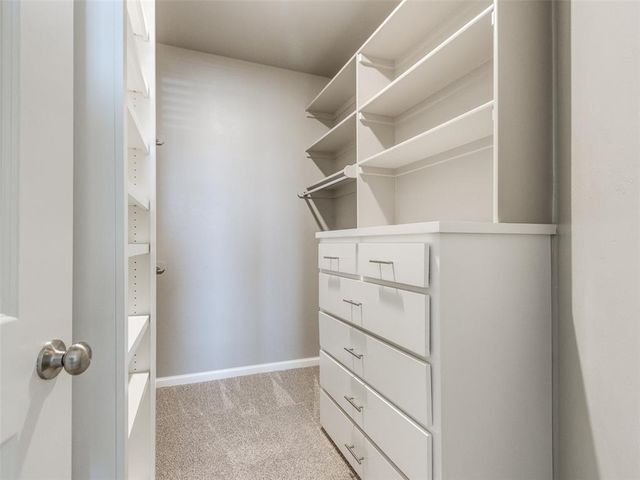 4226 Moorgate Court, Norman, OK 73072