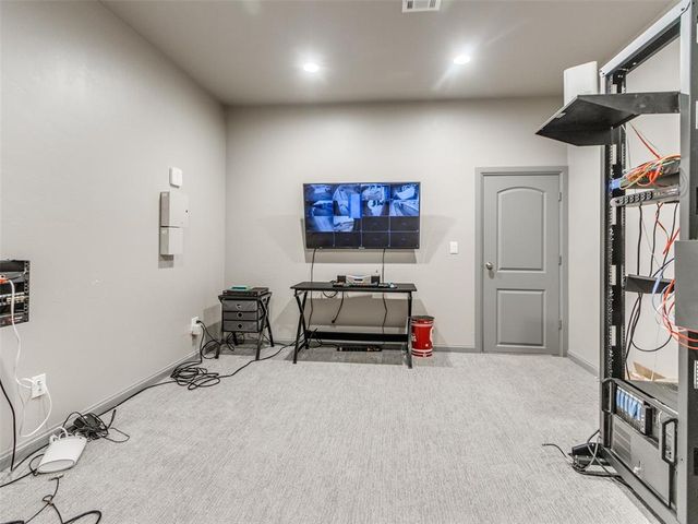 4226 Moorgate Court, Norman, OK 73072