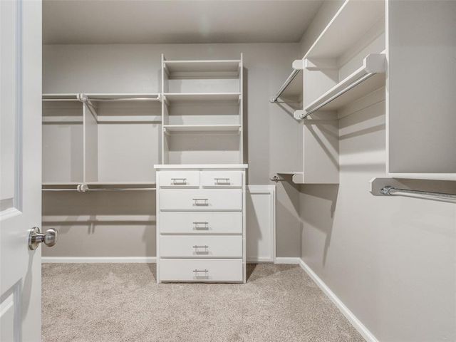 4226 Moorgate Court, Norman, OK 73072