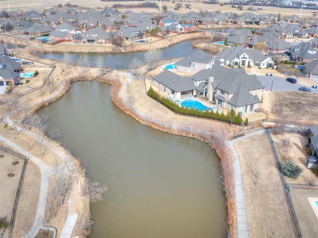 4226 Moorgate Court, Norman, OK 73072