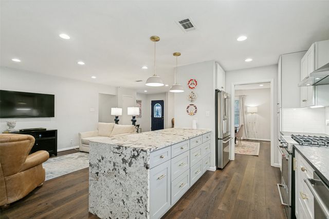 710 Brentwood Lane, Richardson, TX 75080