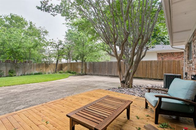 710 Brentwood Lane, Richardson, TX 75080