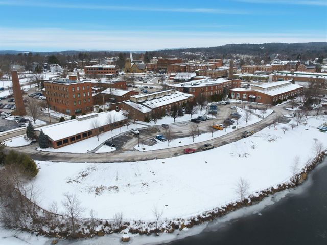 66 Landing Ln Unit 309, Laconia, NH 03246