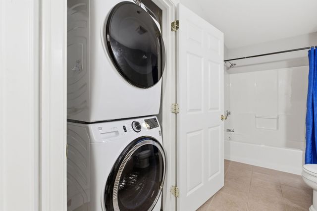 66 Landing Ln Unit 309, Laconia, NH 03246