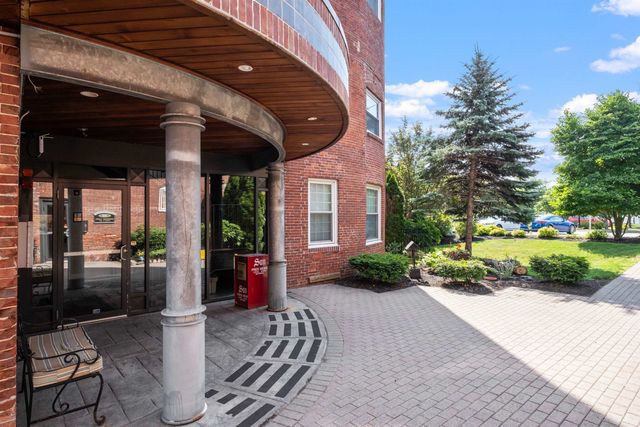 66 Landing Ln Unit 309, Laconia, NH 03246