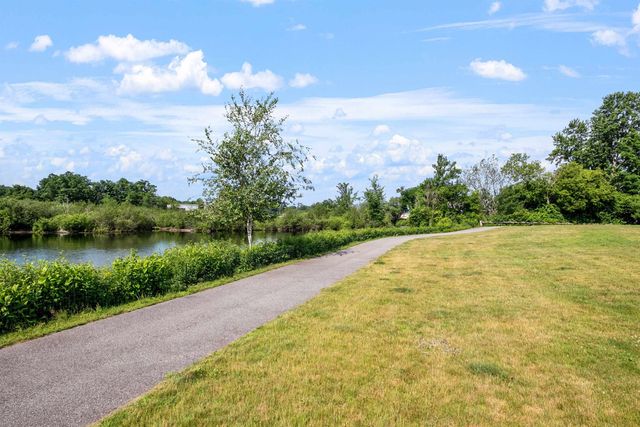 66 Landing Ln Unit 309, Laconia, NH 03246