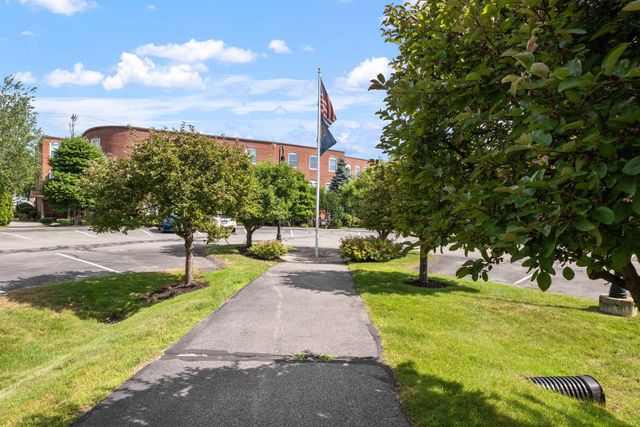 66 Landing Ln Unit 309, Laconia, NH 03246