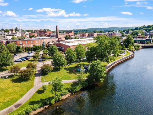 66 Landing Ln Unit 309, Laconia, NH 03246