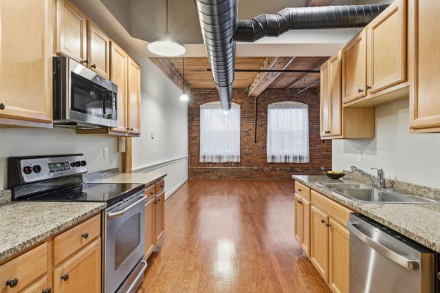 66 Landing Ln Unit 309, Laconia, NH 03246