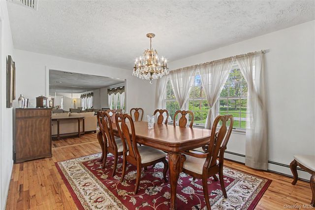 24 Richard Road, Mahopac, NY 10541